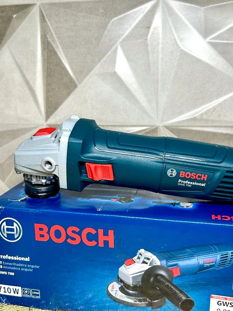 Esmerilhadeira Bosch 710w - Potência, Conforto e Durabilidade - Foto 5