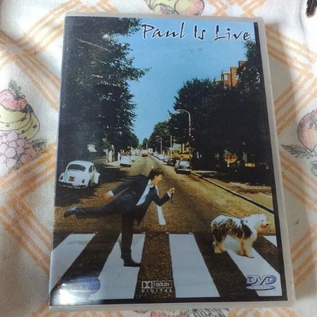 Paul McCartney - Paul Is Live e Live At The Cavern Club DVDs Lacrados - Foto 2