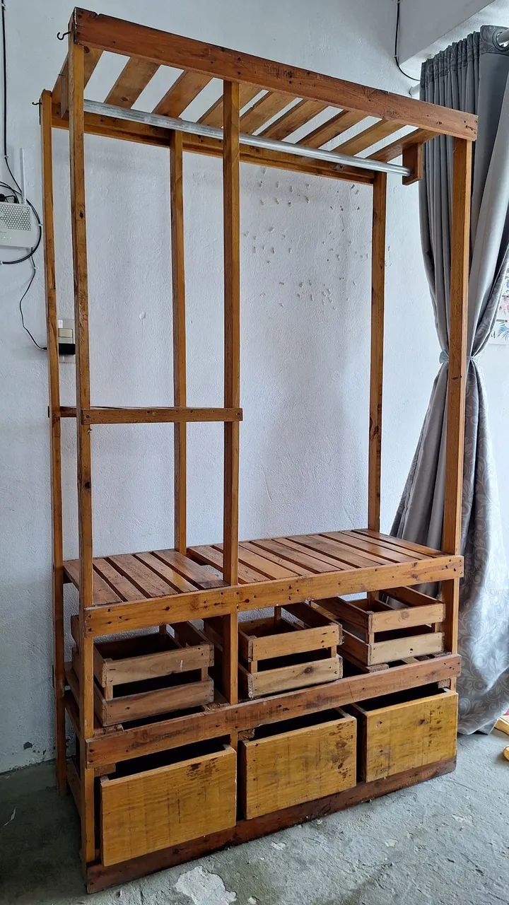 Guarda-roupa rústico/artesão de pallet