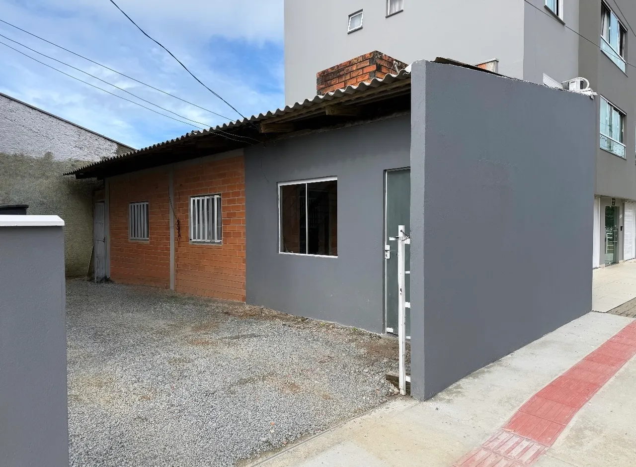 Alugo Kitnet mobiliada em Gravatá-Navegantes