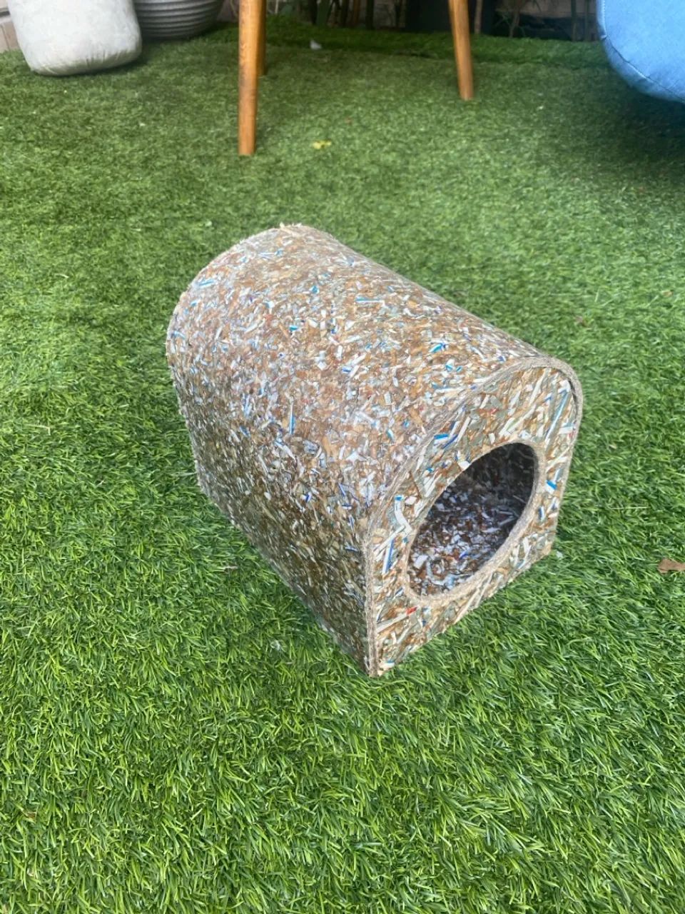 Casinha para animais de estimação feita de papel reciclado - Foto 2