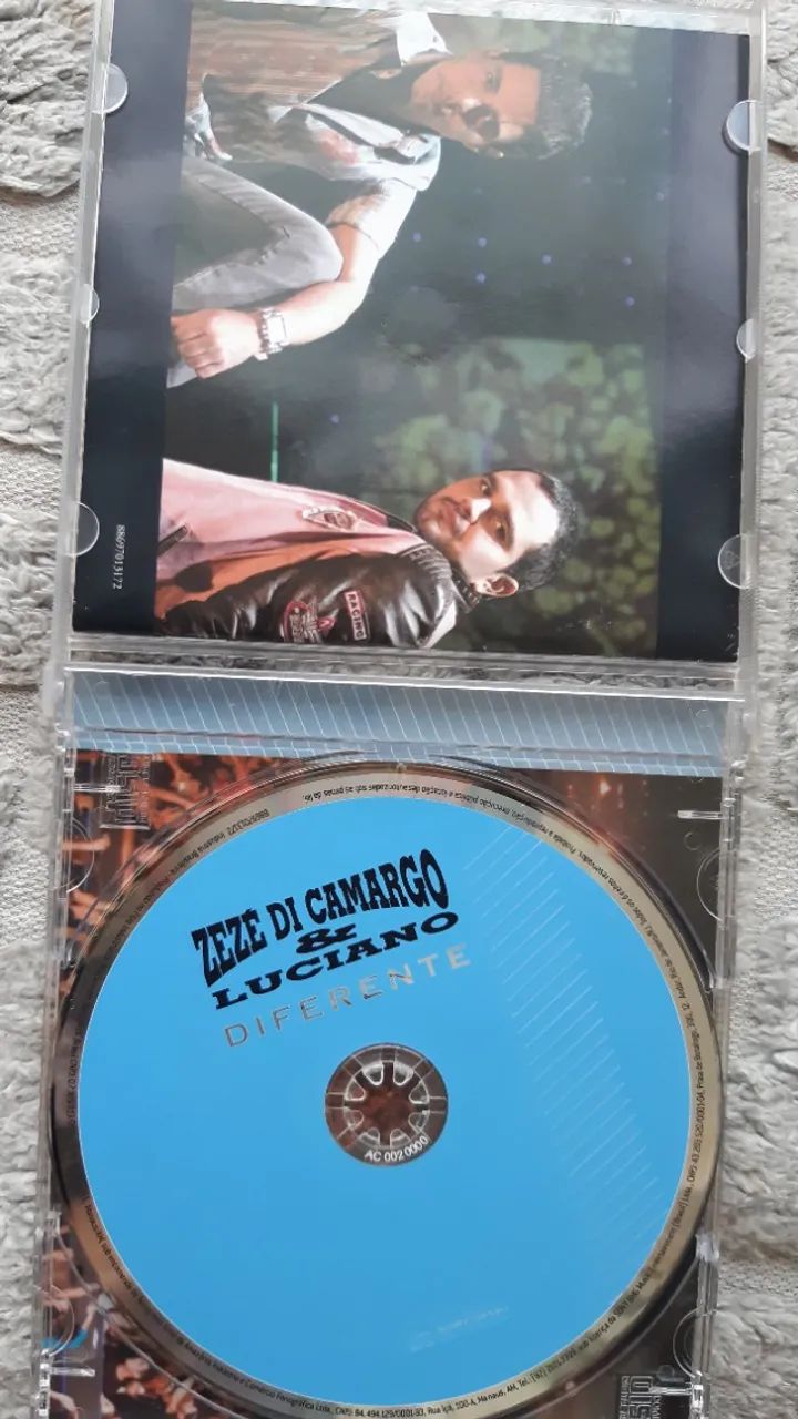 CD Zezé de Camargo e Luciano  - Foto 2
