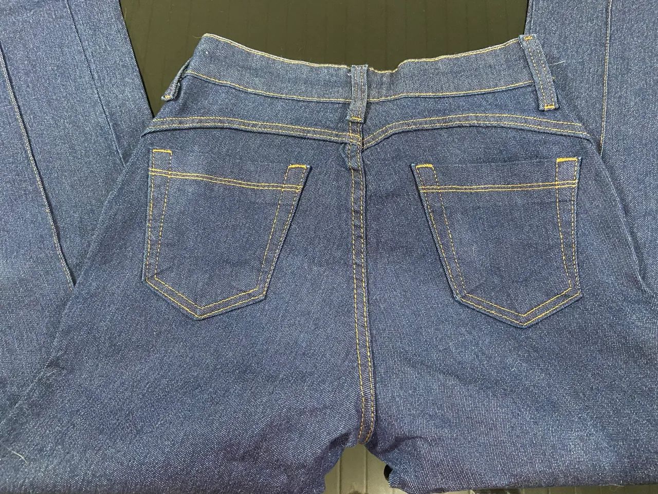 Calça Jeans Flare com Strech 38 - nova - Foto 2