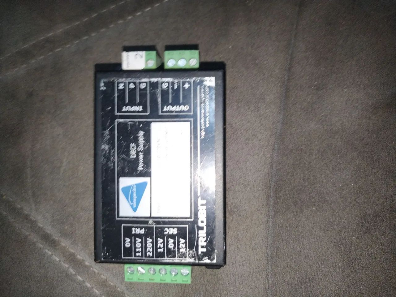 Fonte de Alimentação DECF Power Supply TRILOBIT