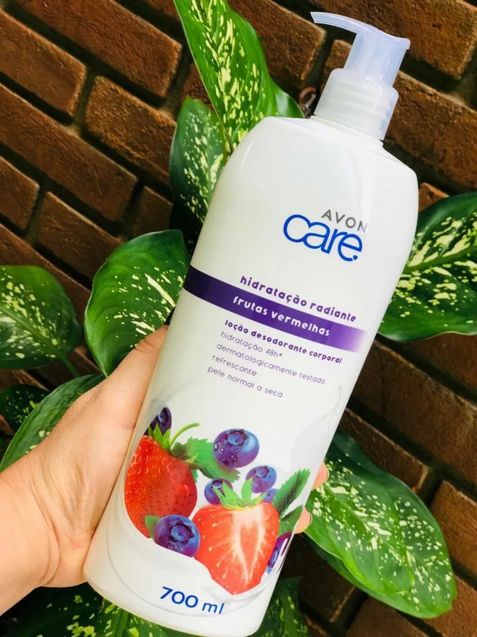 Loção Desodorante Corporal Avon Care Frutas Vermelhas 700ml
