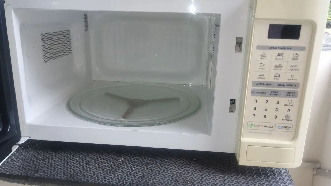 Micro-ondas LG Twave - Usado - Foto 6