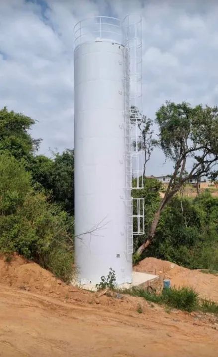Terreno com água encanada!