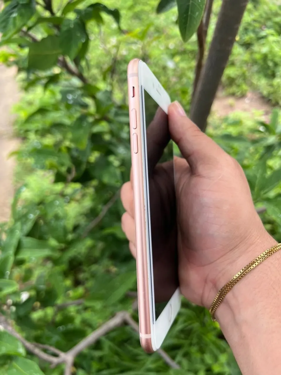 iPhone 8 Plus 128gb bateria 100% biometria on, tela original