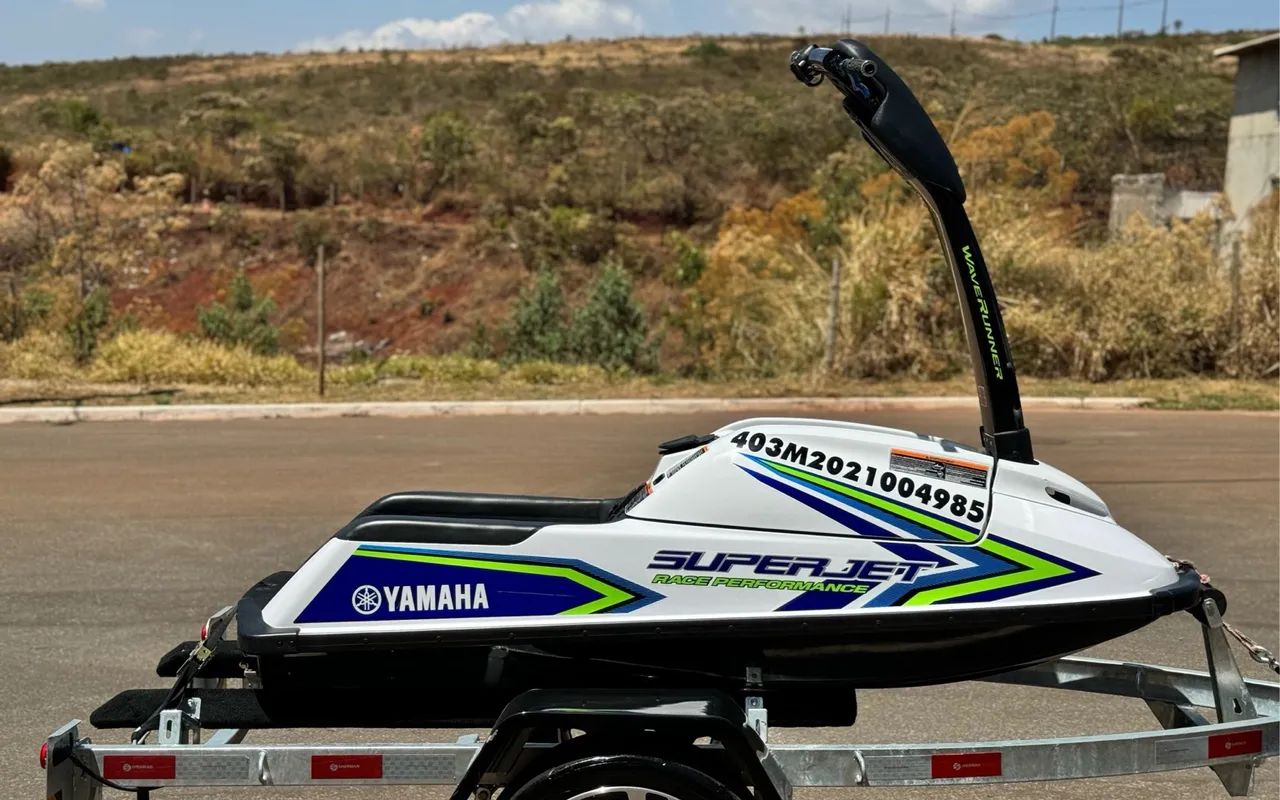 Jet Ski Yamaha SuperJet 700 2018 - Foto 3