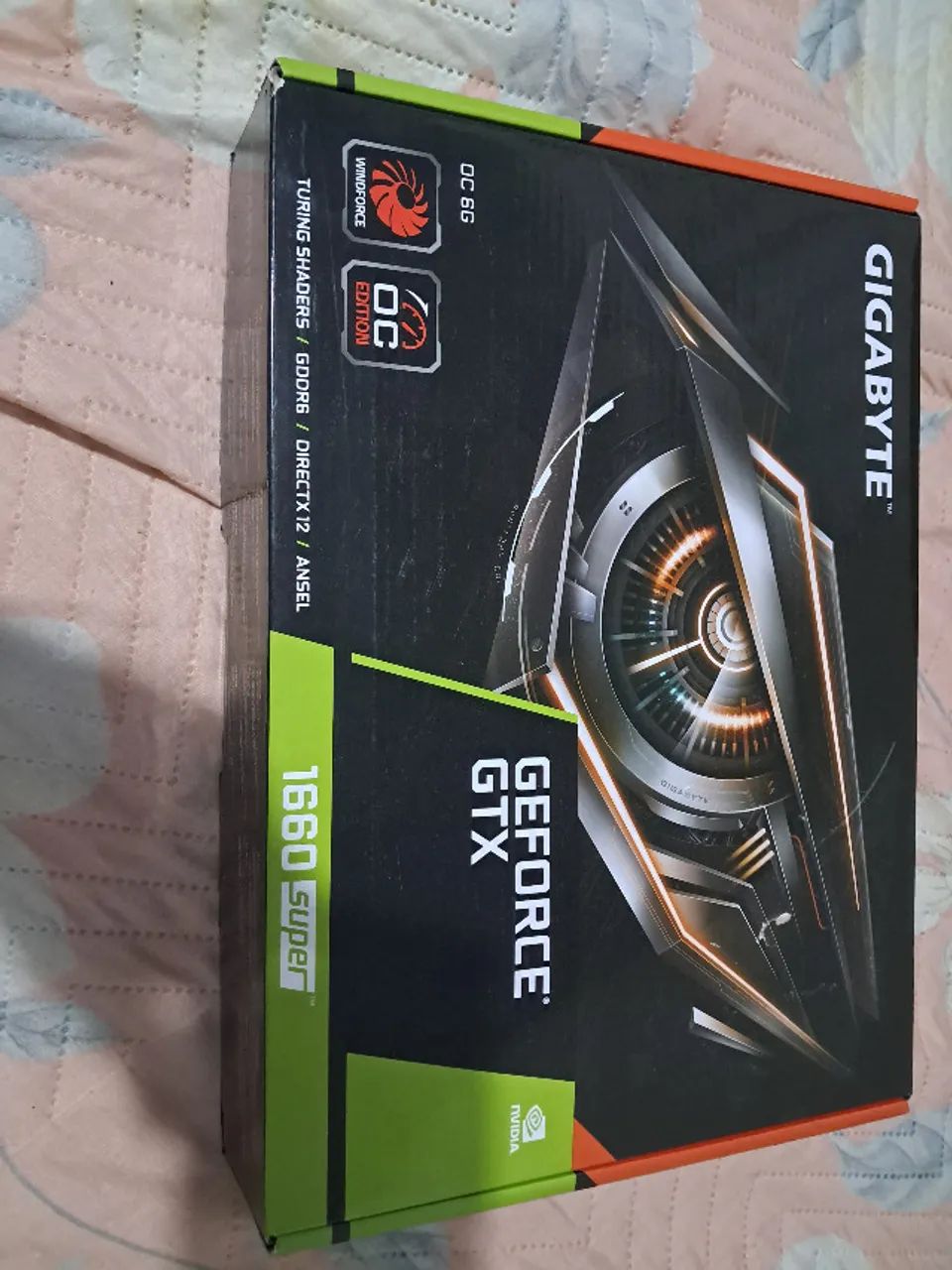 Placa de Vídeo NVídia GTX 1660 Super Gigabyte 6GB GDDR6 192 bits