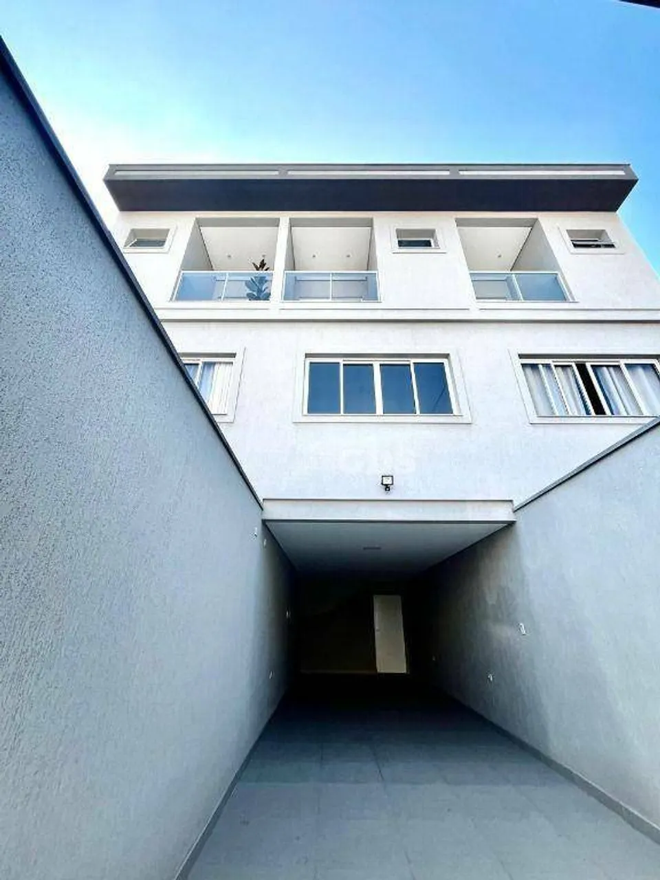 Sobrado com 3 dormitórios para alugar, 220 m² por R$ 4.887,00/mês - Parque São Domingos -