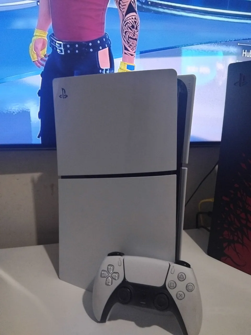 Ps5 slim digitaL 1tb de memoria novinho + 1 controle + todos os cabos.