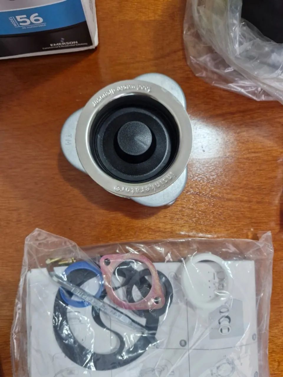 Triturador de resíduos alimentares InSinkErator® modelo 56 - NOVO - Foto 4