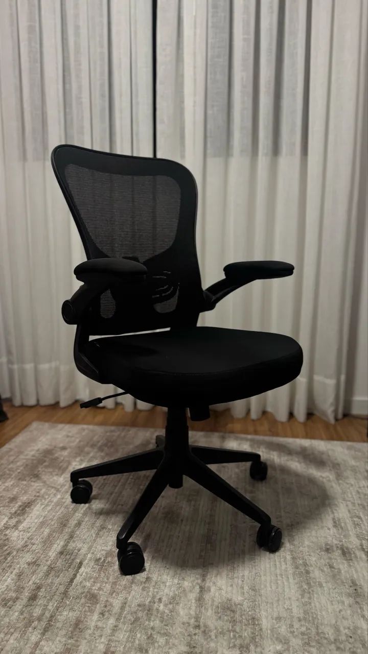 DT3 VITTA Chair, Semi-new
