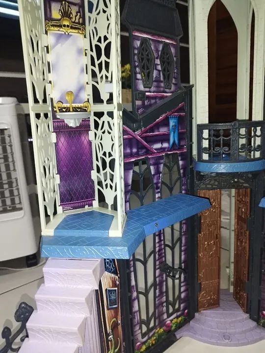 Monster high castelo 64551562632067122