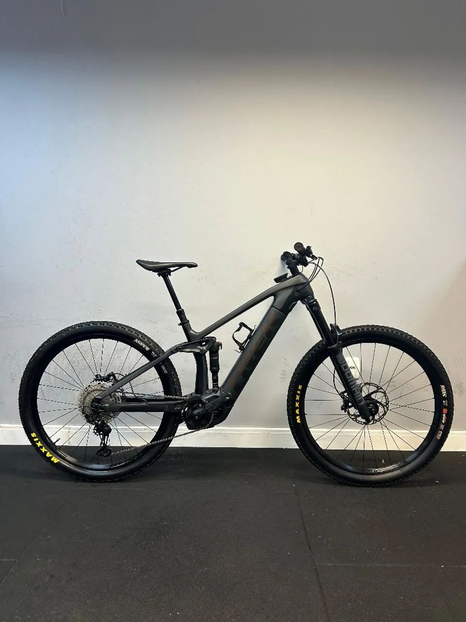 Bicicleta Elétrica Trek Rail 7