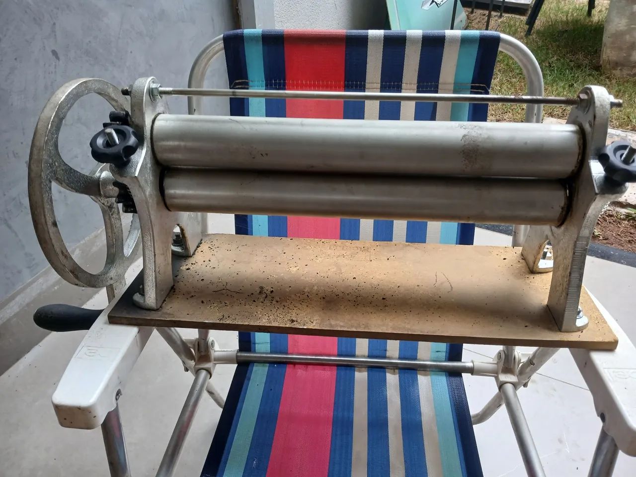 Máquina de Massa Manual para fazer pães e massas. - Foto 4