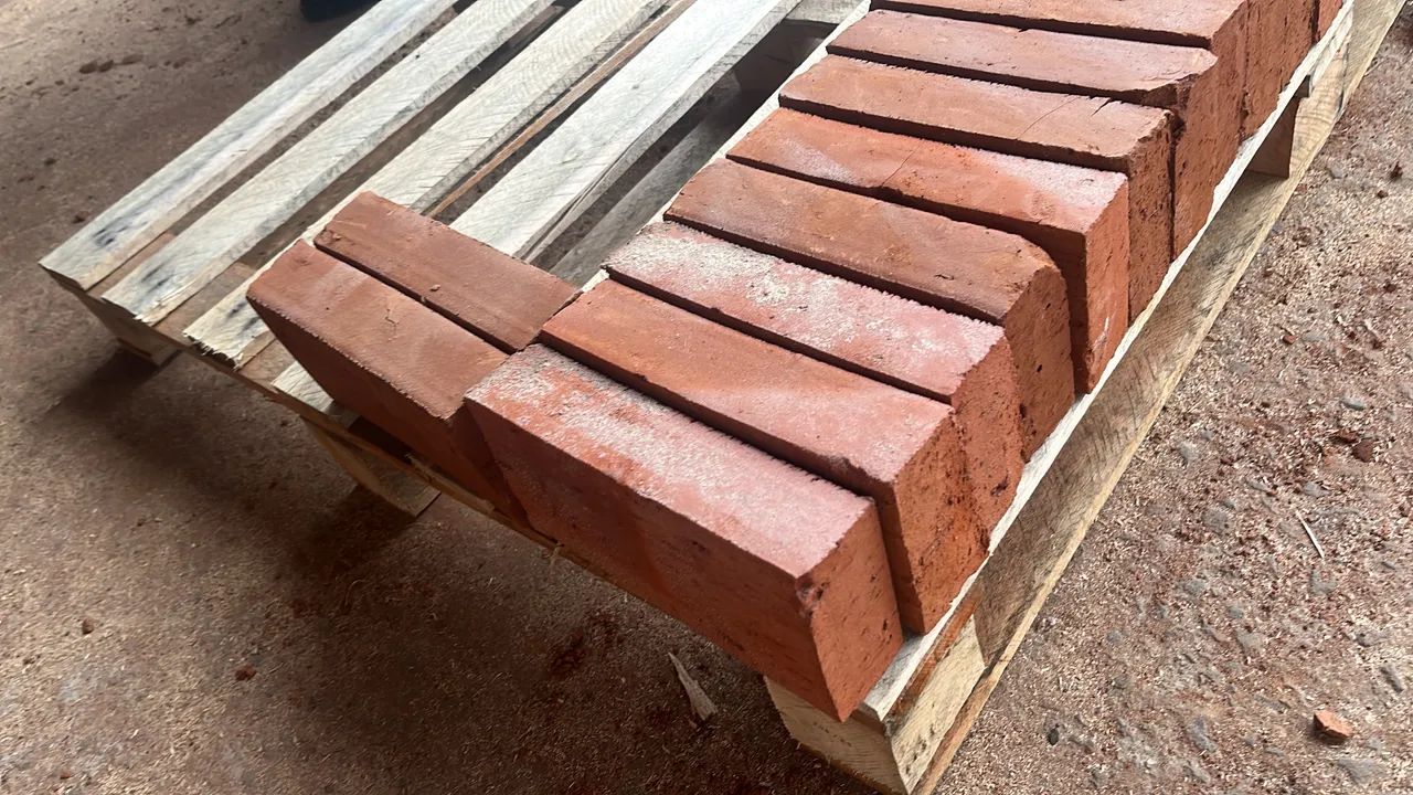 Tijolo estilo demolição 64231830352770120