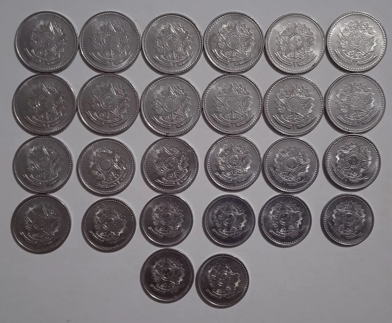 Lote com 26 moedas antigas de Cruzados  - Foto 2