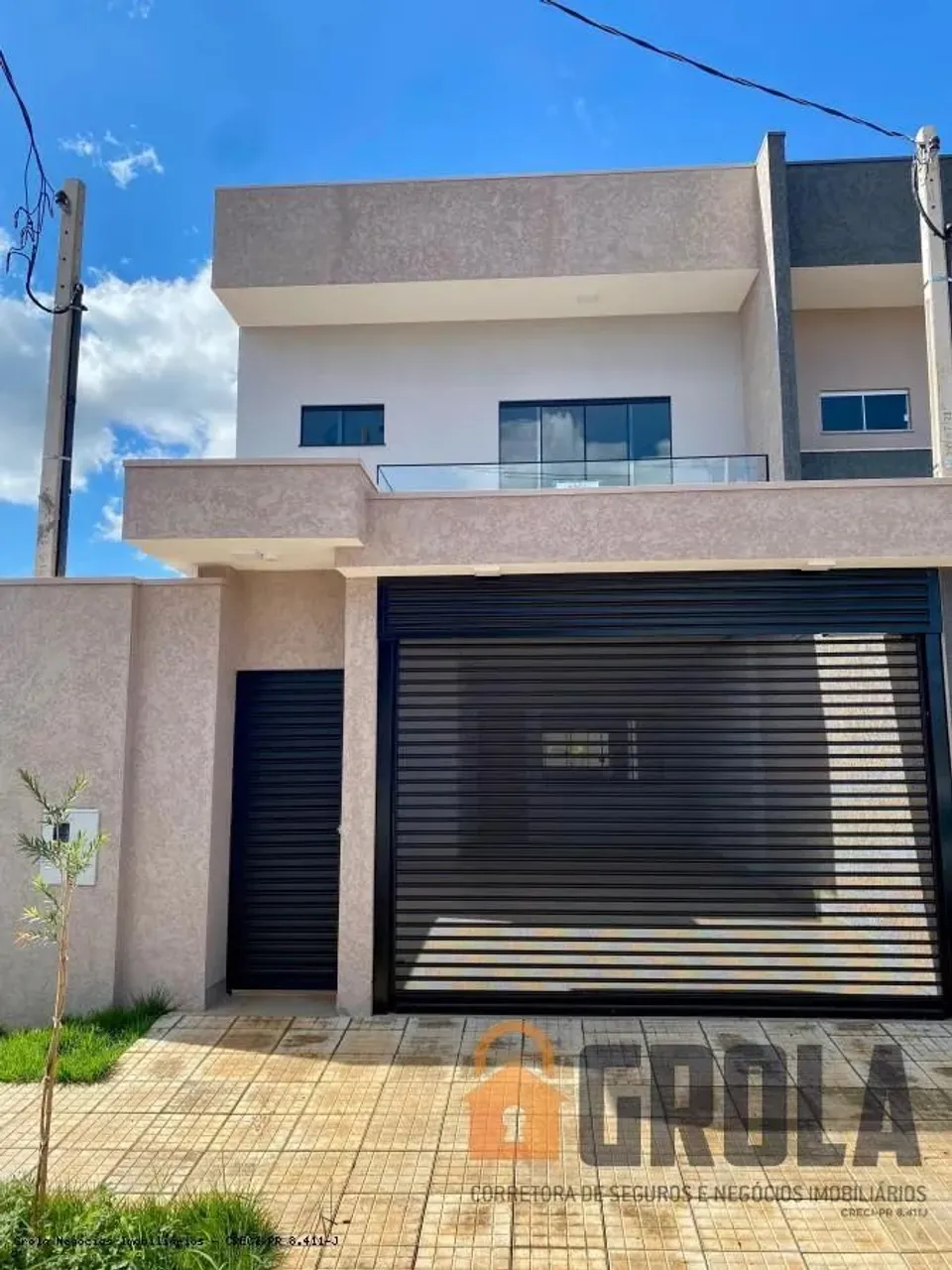 Sobrado para Venda em Campo Mourão, Residencial Parque do Lago, 3 dormitórios, 3 suítes, 4