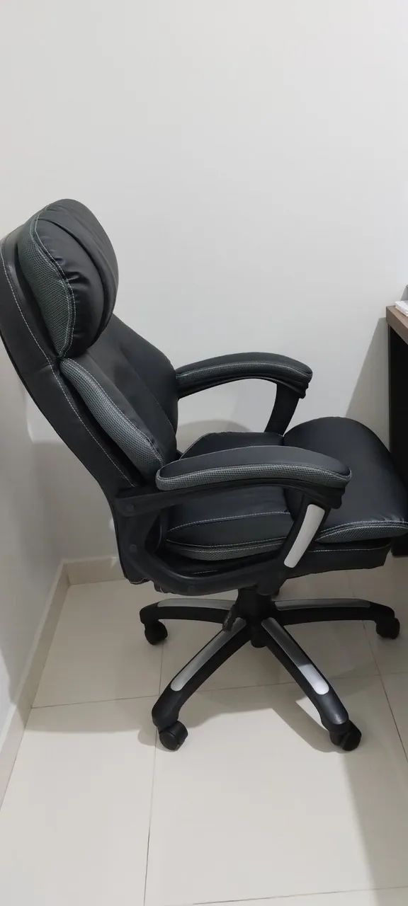 Cadeira de Escritório Giratória com Rodinhas - Foto 3