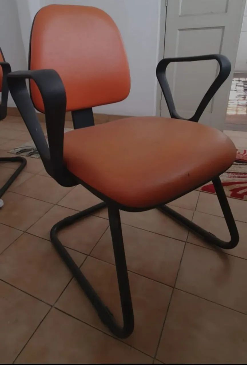 Mesas, cadeiras, estante, balcão etc. da Todeschini  - Foto 4