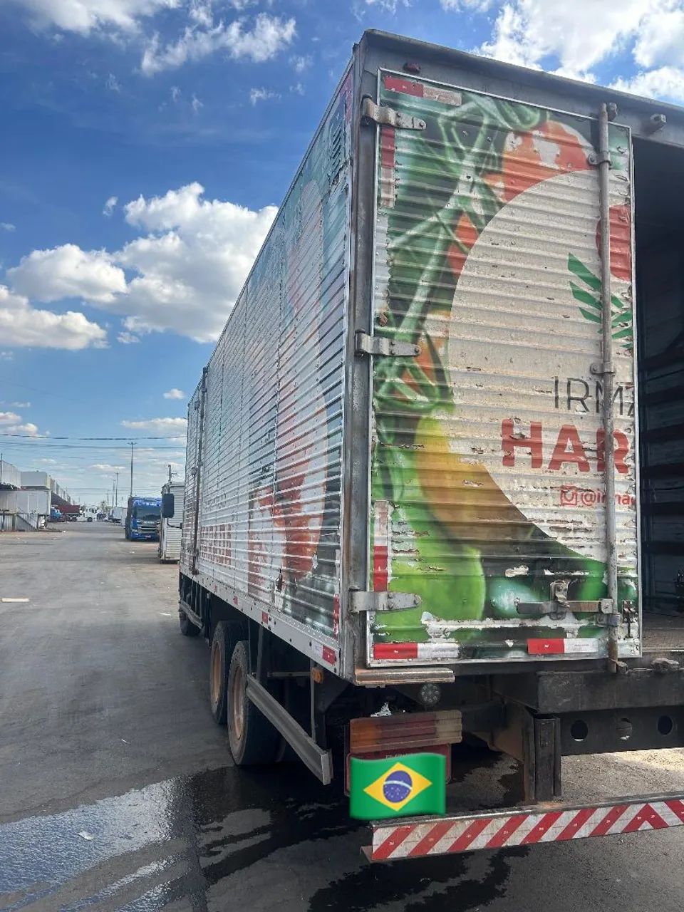 Acello 1316 2018/18  trucado baú 35m3. MB OM 924 LA, 4 cilindros , 4,8 litros 156 cv  - Foto 10