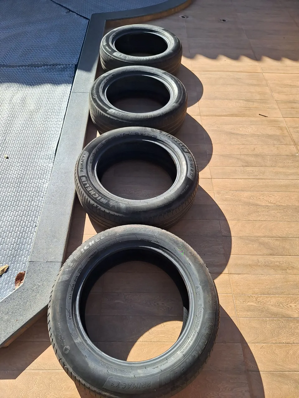 Pneus Michelin Primacy 4 - 215/60 R17