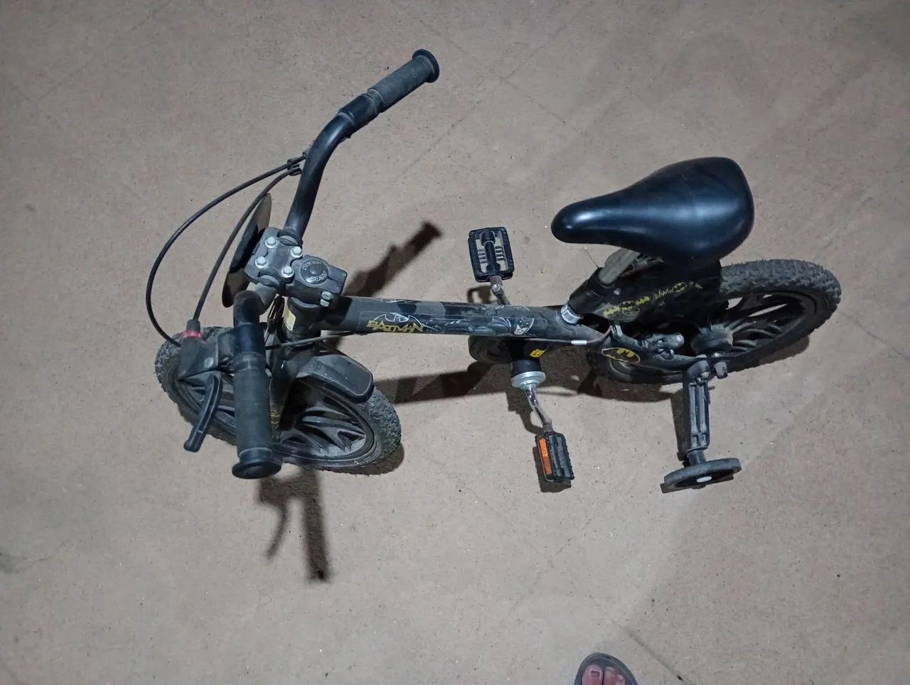 Bicicleta infantil do Batman  - Foto 2