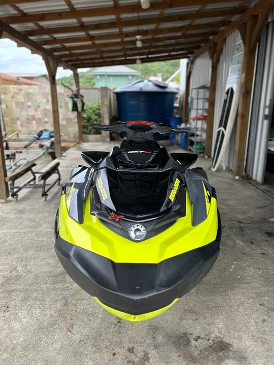 Jet Ski Sea-Doo 300 rxt-x