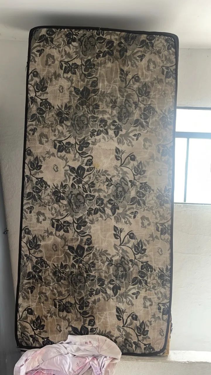 Colchão Casal com Estampa Floral