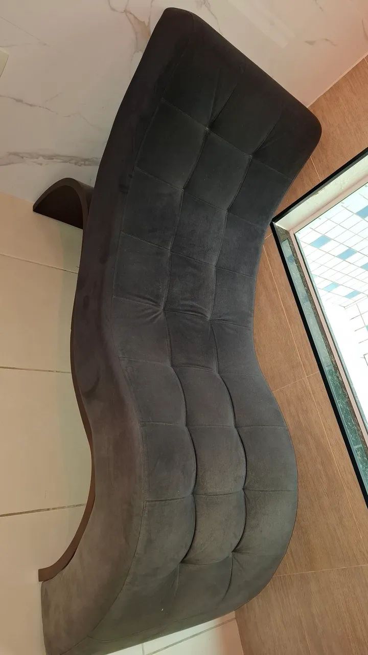 Lindo Sofá Divã Chaise 