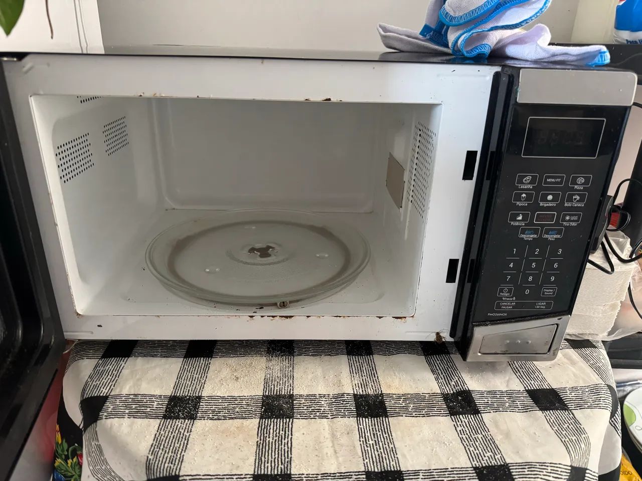 Micro-ondas Philco funcionando, porém painel/teclas numéricas apresentam defeito. - Foto 4