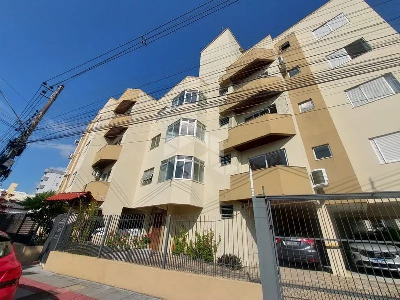 Apartamento para alugar de 2 Quartos com Suíte e Sacada: 68 m² no Estreito