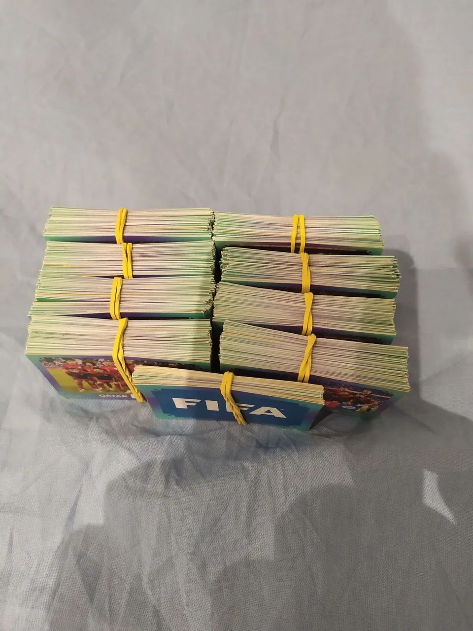 Álbum Copa Copa 2022 Dourado + figurinhas para colar - Foto 4