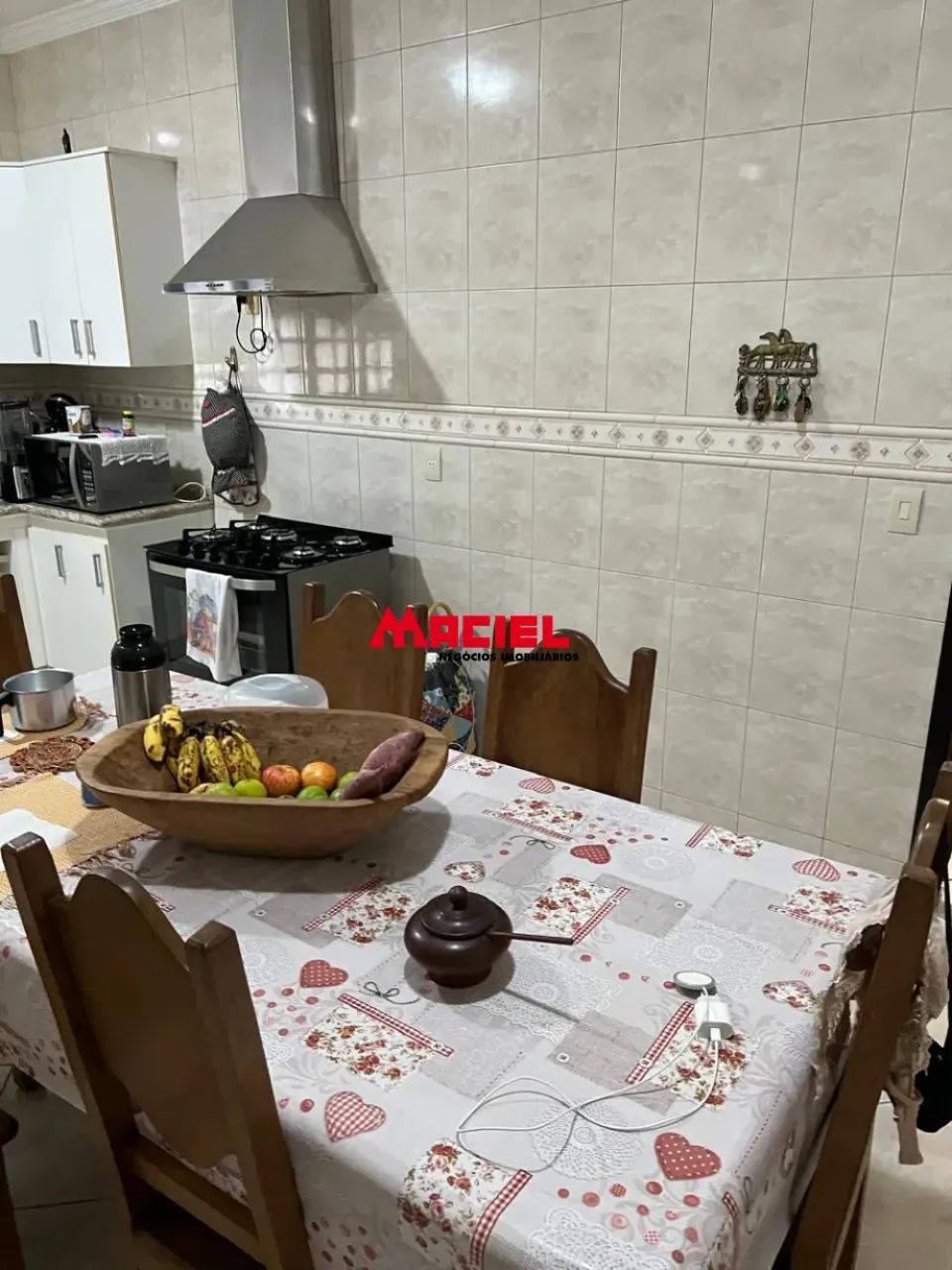 SITIO EM PARAIBUNA IMÓVEL COM PLACA SOLA