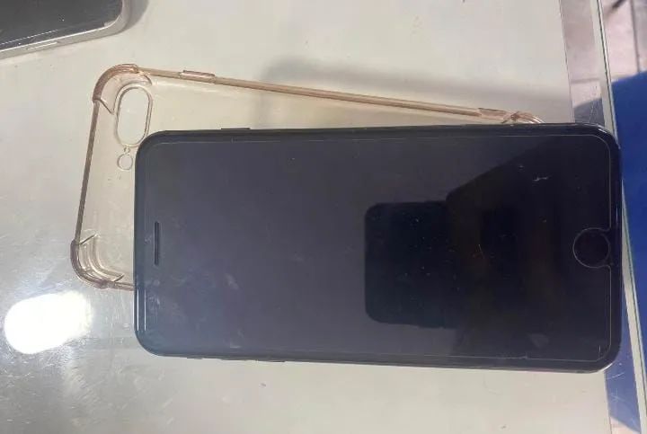 iPhone 7 plus 128gb - Foto 2