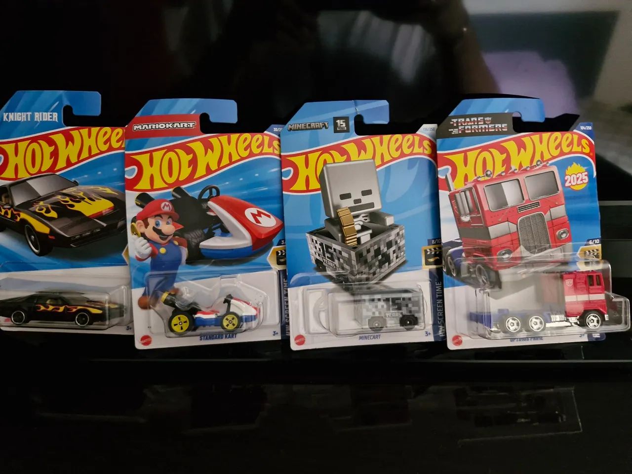 Vendo coleção de hot wheels de filmes e corrida  - Foto 2