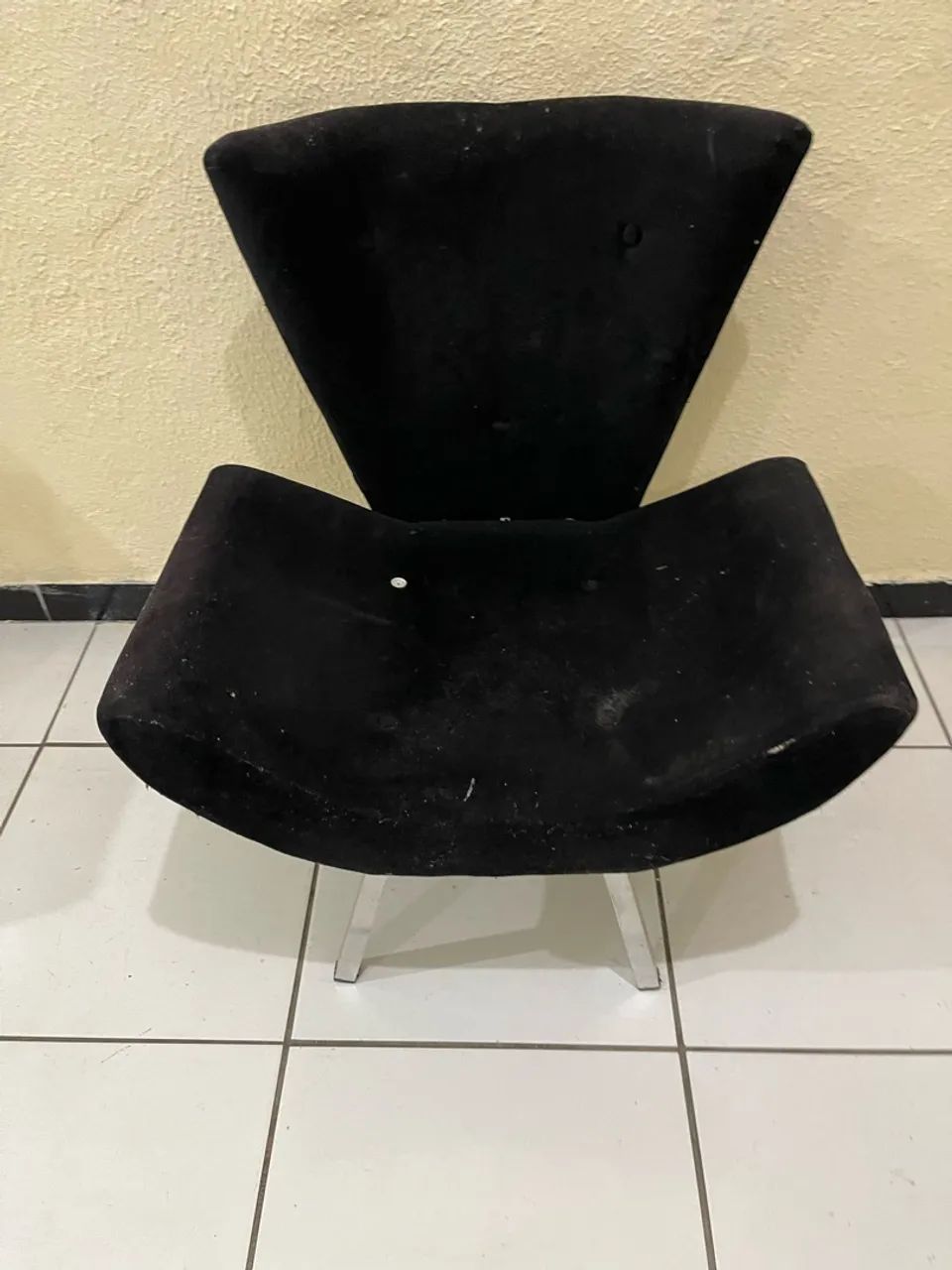 Poltrona seminova 70$