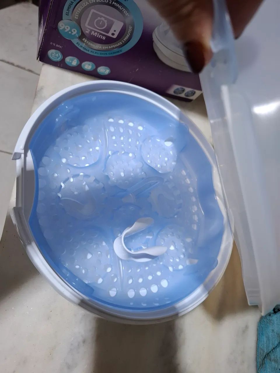 Esterilizador de micro-ondas para mamadeira e utensílios do bebê  - Foto 3