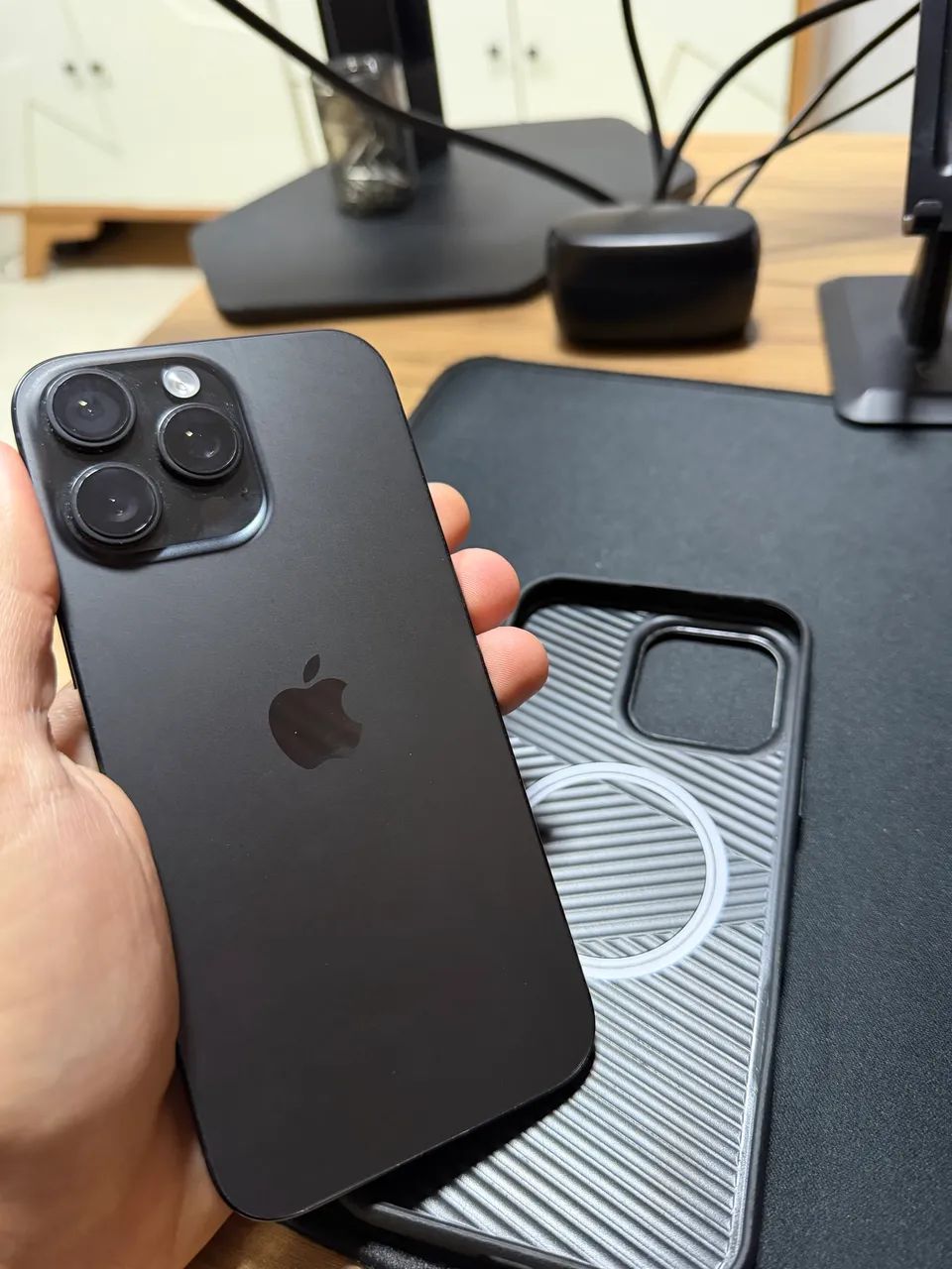 iPhone 16 Pro Max  - Foto 2