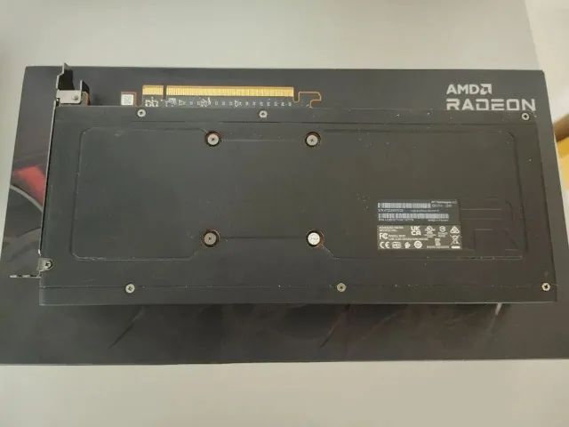 Placa de vídeo AMD Radeon RX 6750 XT - Foto 3