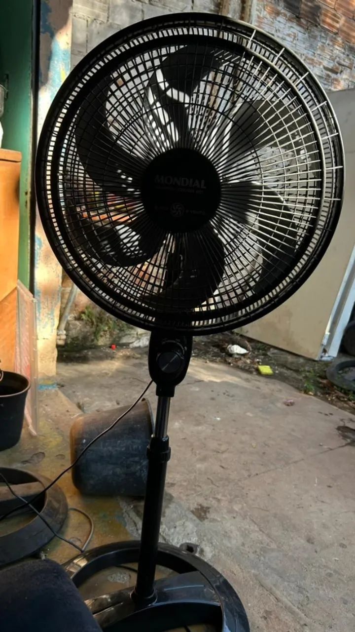 Ventilador 6 pás de Pé - Foto 2