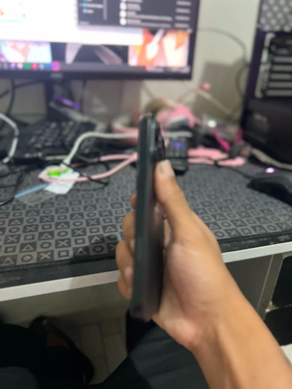 iPhone 16 pro Max 256 - Foto 3