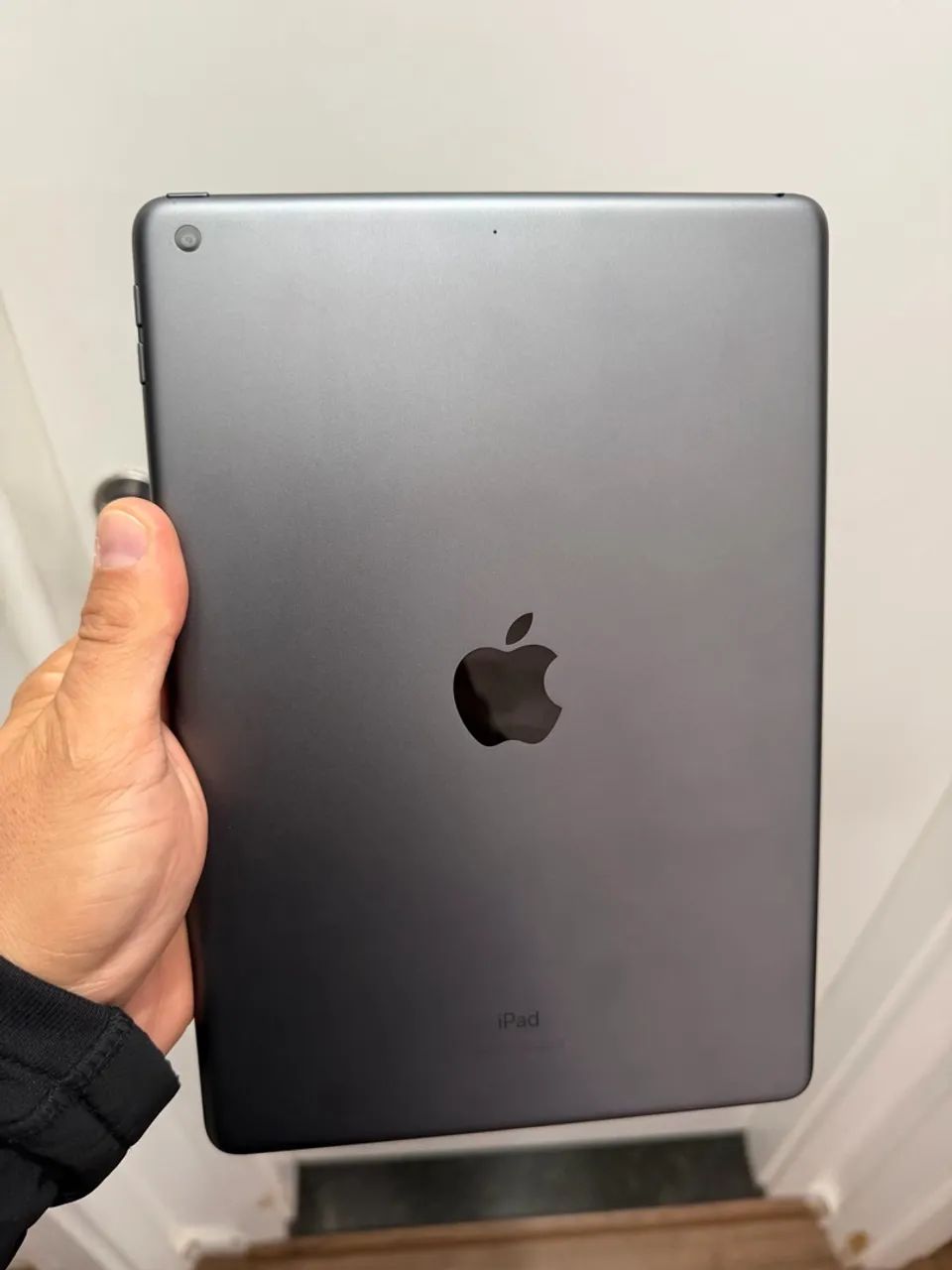 iPad 9ª geração, pouquíssimo uso.