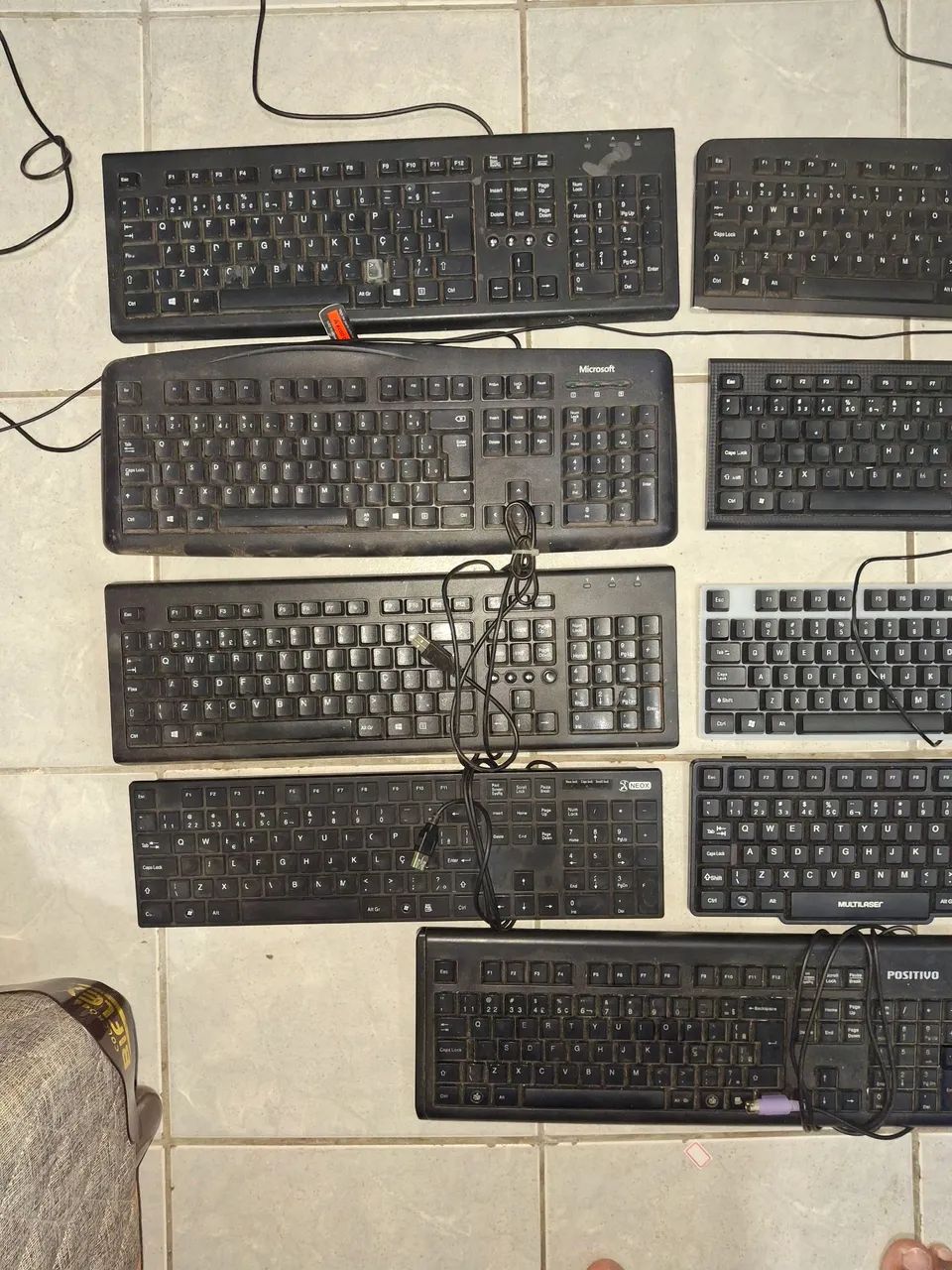 Teclados USB e PS/2 - Microsoft, Multilaser, Maxprint, Positivo - Barato - Foto 2