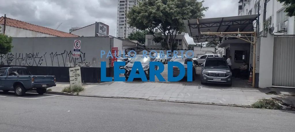 AREA - PINHEIROS - SP