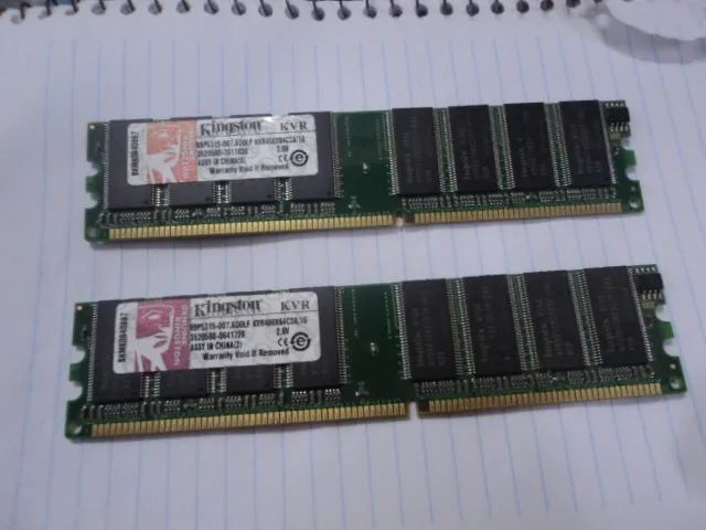 2 pentes memoria kvr400xg64c3a/1g