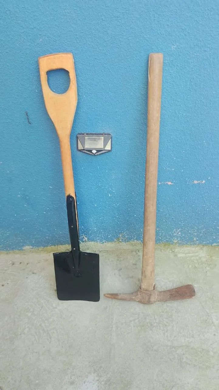 Pa de corte + Picareta usada