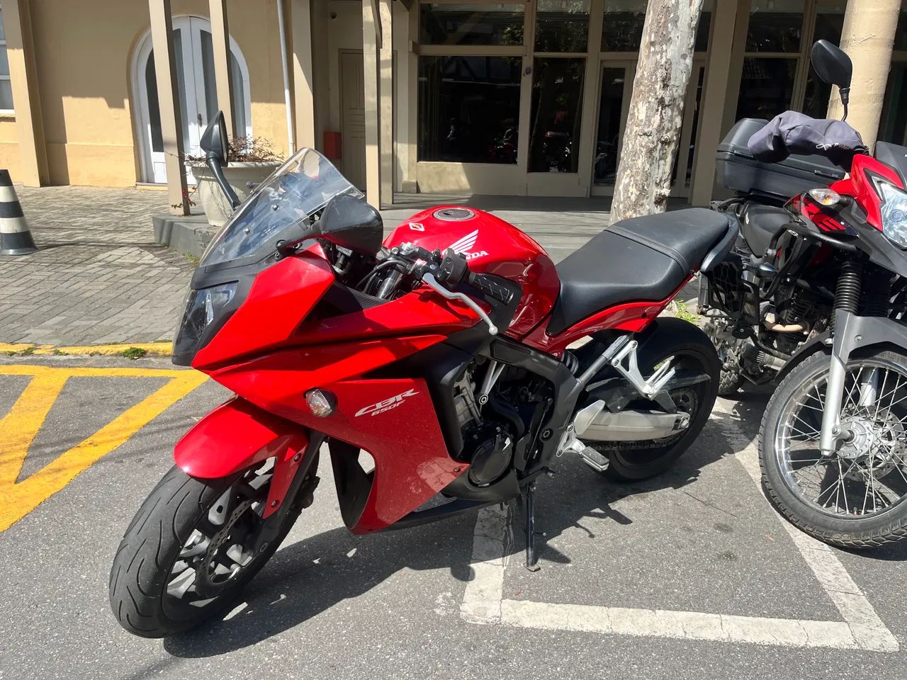 Cbr650f moto nova 